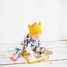 Load image into Gallery viewer, Modern Luxury New Trend  Baby Hat Girls and Boys Crown Knitted Cap Toddler Empty Top Hats Newborn Design Woolen Yarn Bonnet For Kids
