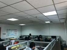 Load image into Gallery viewer, Home Use Oil Press Extraction Machine Olive New Product Coconut Oil Making Machine Provided Automatic Automatic Oil Press  CE
