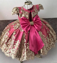 Load image into Gallery viewer, Handmade Luxury Princess Baby Girl 1 Year Birthday Dress Tutu First Christmas Party Cute Bow Dress Infant Modern Luxury Dress With Big Bow

