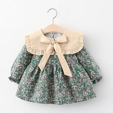 Load image into Gallery viewer, Modern Retro Girl Dress  For Winter Newborn Infant Dress Fashion Cute Cotton Floral Bow baby Party Dress
