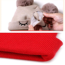 Load image into Gallery viewer, Winter Children Hat Bonnet Enfant Knitted Cute Baby Cap For Girls Boys 0-24 Months For Kids In Modern Bear Design
