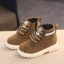 Load image into Gallery viewer, Modern Fashion Children Casual Shoes Autumn Winter Boots Boys Shoes Fashion Leather Soft AntI Slip Girls Boots
