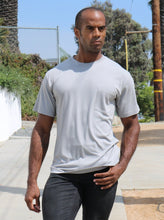 Load image into Gallery viewer, Men's Bamboo Viscose/Organic Cotton Pocket T-Shirt
