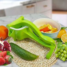 Load image into Gallery viewer, Portable Manual Press Juicer Extractor Squeezer Squash
