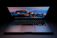 Load image into Gallery viewer, MacBook Pro (2015) 13-inch – Intel Core i5 2.7GHz – Iris Graphics 6100
