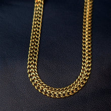 Load image into Gallery viewer, Stainless Steel Gold Tone PVD Chunky Goddess Chain Layering Necklace
