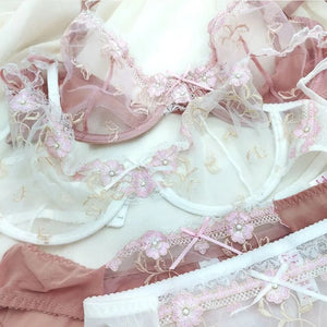 Free Shipping! Exquisite embroidery lotus pink ultra-thin women's sexy transparent lace underwear bra set