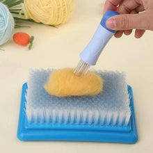 Load image into Gallery viewer, Felting Needle Tool with 7 Needles - DIY Starter Kit for Wool Crafts
