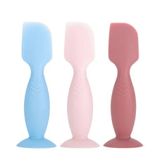 Load image into Gallery viewer, Baby Diaper Cream Brush Silicone Diaper Cream Spatula Baby Butt Cream Applicator Brushes for Babies Newborn Care Tools

