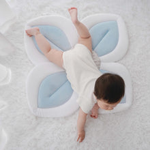 Load image into Gallery viewer, Newborn Baby Bath Pad Bathtub Safety Petal Pads Mat Baby Things Plush Sponge Shower Products Bathing Items Babies Care Tools
