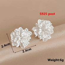 Load image into Gallery viewer, White Flower &amp; Butterfly Dangle Earrings – Acrylic Pearl Heart Jewelry
