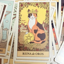 Load image into Gallery viewer, El Tarot de los Gatos – 78-Card Spanish Divination &amp; Board Game Deck
