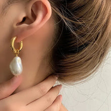 Load image into Gallery viewer, Vintage Circle Drop Earrings – Baroque Pearl Gold Earclips for Women
