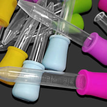 Load image into Gallery viewer, 5Pcs/Set 5ML Child Baby Droppers Plastic Silicone Baby Pipettes Devices Infant Droppers Feeders Pipette For School Lab Supplies
