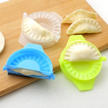 Load image into Gallery viewer, 3PCS/ 1PC Dumpling Maker Device New Kitchen Tools Dumpling Jiaozi Maker Device Easy DIY New Year Food Mould Kitchen Appliances
