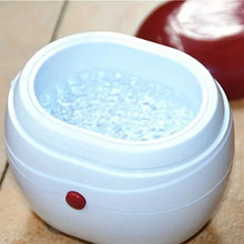 Load image into Gallery viewer, Retainer Cleaner Box &amp; Mouth Guard Cleaner - Ultrasonic Sonic Cleaning Device, Compact for Travel &amp; Ideal Oral Care Gift for Par
