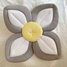 Load image into Gallery viewer, Newborn Baby Bath Pad Bathtub Safety Petal Pads Mat Baby Things Plush Sponge Shower Products Bathing Items Babies Care Tools
