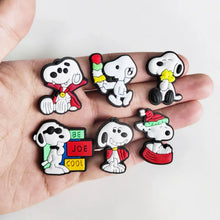 Load image into Gallery viewer, 15pcs/set Snoopy Cartoon Shoe Charms Accessories Shoe Decoration Clog Sandal Buckle Children&#39;s Holiday Party Gifts
