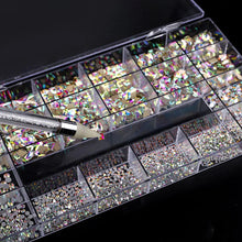 Load image into Gallery viewer, 21 Grid Nail Art Rhinestone Set - Multi-Style Flat Bottom Glass Diamonds
