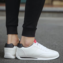 Load image into Gallery viewer, New Men Running Shoes Casual Shoes Fashion Sneakers Loafers Outdoor Male Leisure Sports Breathable Jogging Tenis Luxury Shoes
