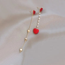 Load image into Gallery viewer, Korean Black Heart Dangle Earrings – Asymmetric Love Drop Jewelry

