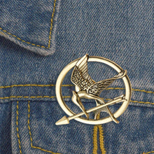 Load image into Gallery viewer, Vintage Punk Style Mockingjay Brooch Round Alloy Pin Ornament Men&#39;s And Women&#39;s Universal Costume Jewellery Accessories
