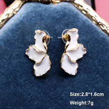 Load image into Gallery viewer, White Flower &amp; Butterfly Dangle Earrings – Acrylic Pearl Heart Jewelry
