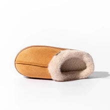 Load image into Gallery viewer, Fashion Women Fluffy Slippers for Autumn and Winter Indoor EVA Thick Sole Anti-Slip and Warm Unisex Slippers for Winter
