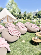 Load image into Gallery viewer, Inflatable PVC Sofa with Air Pump – Outdoor Camping &amp; Travel
