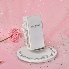 Load image into Gallery viewer, Creative Angel Wings Wireless Charger QI Wireless Charger 10W Fast Charge Vertical Mobile Phone Wireless Charger
