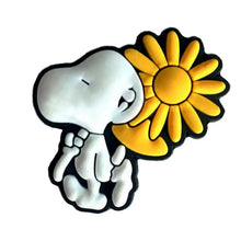 Load image into Gallery viewer, 15pcs/set Snoopy Cartoon Shoe Charms Accessories Shoe Decoration Clog Sandal Buckle Children&#39;s Holiday Party Gifts
