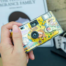 Load image into Gallery viewer, 35mm Disposable Film Camera with Flash One Time Camera 400 ISO Disposable Camera for Gathering Wedding Travel

