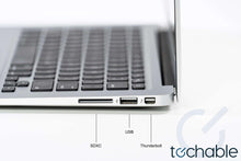 Load image into Gallery viewer, Apple MacBook Air 13-inch (2014) 1.4GHz i5 4GB RAM
