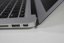 Load image into Gallery viewer, Apple MacBook Air 13-inch 2015 1.6GHz Core i5 4GB SSD (Wear &amp; Tear Special)
