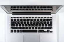 Load image into Gallery viewer, Apple MacBook Air 13-inch (Mid 2013) 1.3GHz i5 8GB RAM MD760LL/A
