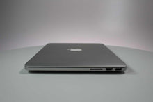 Load image into Gallery viewer, Apple MacBook Pro 13-inch 2013 2.6GHz Core i5 8GB RAM Integrated Graphics (Wear &amp; Tear Special)
