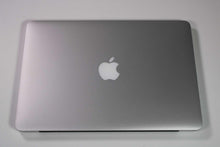 Load image into Gallery viewer, Apple MacBook Pro 13-inch 2014 2.6GHz Core i5 8GB RAM Integrated Graphics (Wear &amp; Tear Special)
