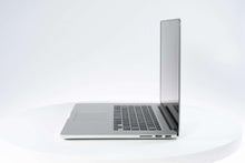 Load image into Gallery viewer, Apple MacBook Pro 15-inch 2014 2.5GHz Core i7 15" 16GB RAM Dual Graphics (Wear &amp; Tear Special)
