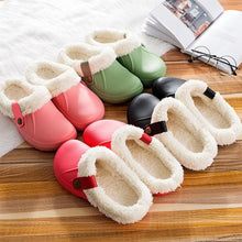 Load image into Gallery viewer, Autumn Winter New Lightweight Home Men's Slippers Non-Slip Warm And Waterproof Plush Cotton Slippers Classic Fur Lined Clog Waterproof Winter House Comfortable Indoor Slippers
