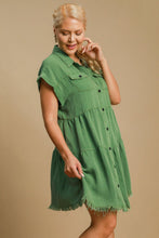 Load image into Gallery viewer, Green Full Size Button-Down Shirt Dress Plus Size Casual &amp; Simple Lightweight Dress
