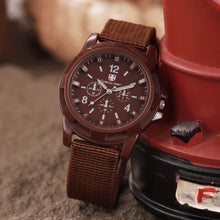Load image into Gallery viewer, Men's Nylon Casual Sport Quartz Wrist Watch
