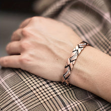 Load image into Gallery viewer, Magnetic Energy Therapy Pain Relief Copper Bracelet For Men And Women
