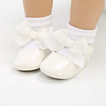 Load image into Gallery viewer, Baby Girls Flats with Bownot
