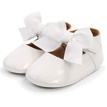 Load image into Gallery viewer, Baby Girls Flats with Bownot
