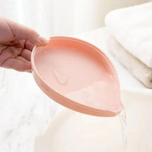 Load image into Gallery viewer, Bathroom Accessories Dish Plate Case Home Shower Leaf Shape Holder Container Soap Box Plastic Soap Box Dispenser Soap Rack Soap Dishes Leaf-Shaped Shower Soap Bar Holder With Draining Tray Fashionable Soap Dishes For Shower Kitchen
