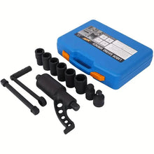 Load image into Gallery viewer, Torque Wrench with 8-Piece Socket Set
