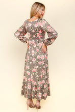 Load image into Gallery viewer, Twisted Detail Ruffled Hem Floral Dress with Side Pockets For Women – Feminine Floral Print, Sophisticated Twist Detail, Fun Ruffled Hem &amp; Convenient Pockets
