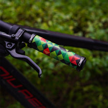 Load image into Gallery viewer, Bike Handlebar Grips Lock On Bicycle Grips MTB Gel Silicone Mountain Bike Cycling Handle Bar Grips Non-slip Lock-on Bicycle Hand Bike Grips For Mountain Bike Scooter
