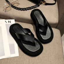 Load image into Gallery viewer, Black White Thick Bottom Flip Flops Women Famous Design Clip Toe Slippers Platform Slides Beach Comfort Thong Style Flip Flops Sandals For Women With Arch Support For Comfortable Walk
