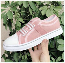 Load image into Gallery viewer, Blue Low-Cut Canvas Flat Shoes Women Casual Vulcanize Shoes New Women Summer Autumn Casual Slip On Canvas Comfortable Walking Flats Elegant Sneakers
